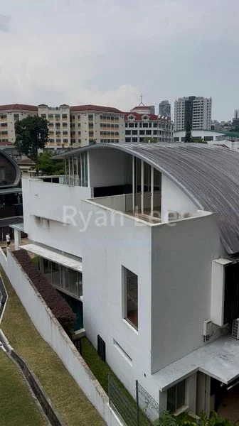 5 Bed Bungalow (Landed) for Sale in  Mount Rosie Road - Image 1