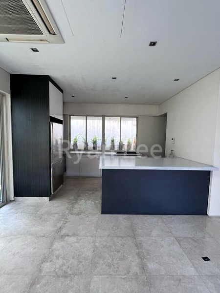 5 Bed Bungalow (Landed) for Sale in  Mount Rosie Road - Image 14