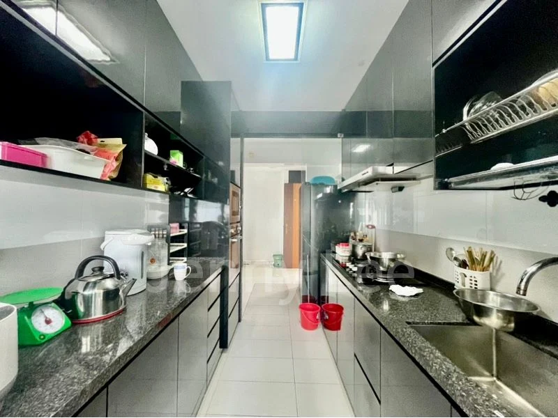 4 Room (4A) HDB for Sale in  8C Upper Boon Keng Road - Image 3