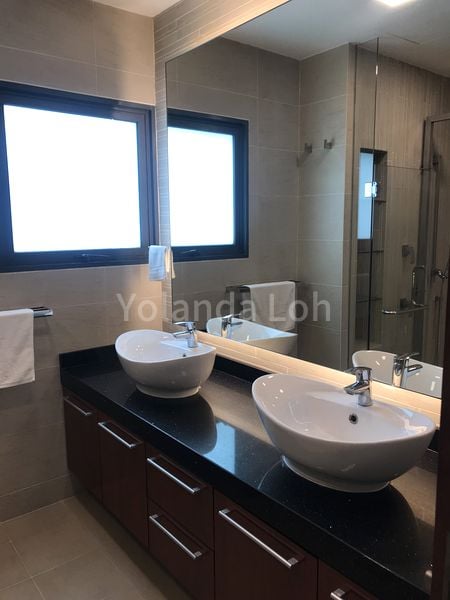 3 Bed Condo for Rent in  The Suites At Central - Image 4