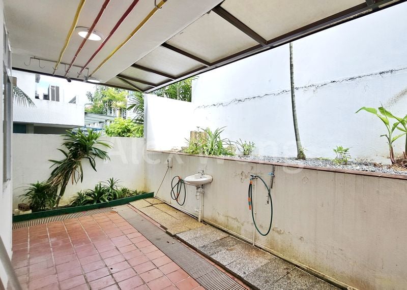 5 Bed Semi-Detached House (Landed) for Rent in  Upper Changi Road - Image 21