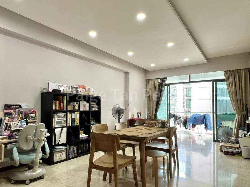 2 Bed Condo for Sale in  Rochelle At Newton - Image 1