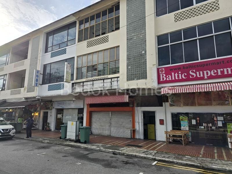 Shop / Shophouse for Rent: Shophouse on East Coast Road - Image 1