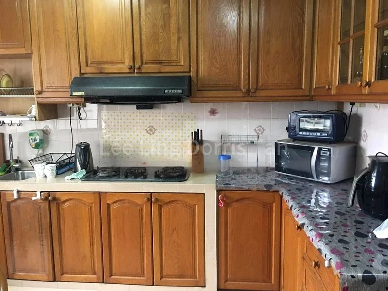 5 Room (5I) HDB for Rent in  262A Compassvale Street - Image 2