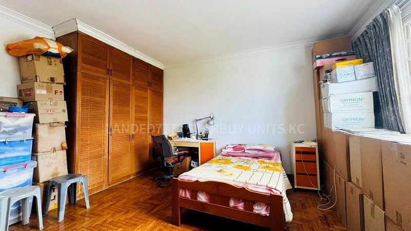 5 Bed Semi-Detached House (Landed) for Sale in  Jalan Angin Laut - Image 5