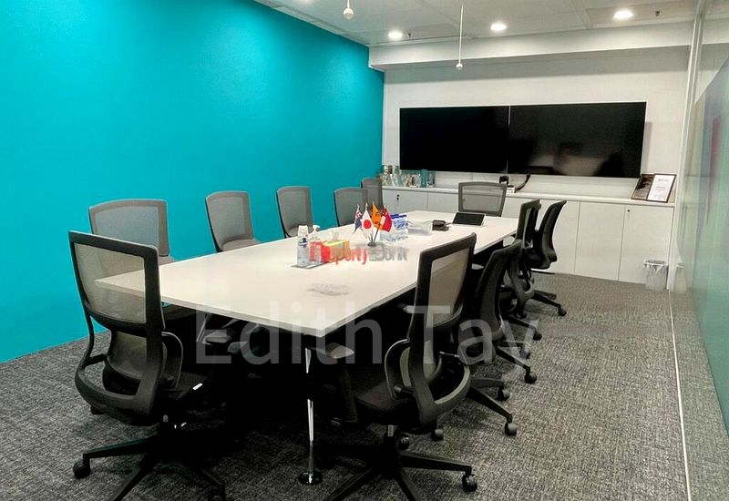 Office for Rent: Premium Office Space in Prime CBD - Image 4