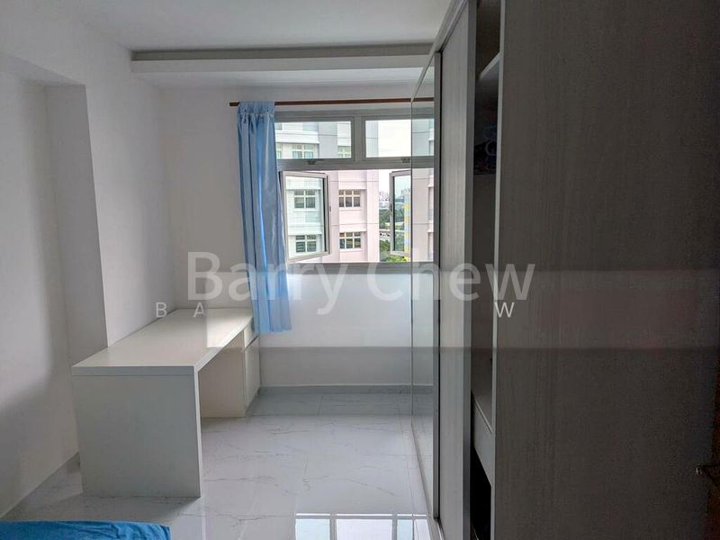 Common Room (HDB) for Rent in  815B Choa Chu Kang Avenue 7 - Image 4