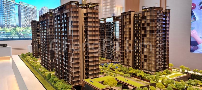 3 Bed Apartment (Condo) for Sale in  The Continuum - Image 13