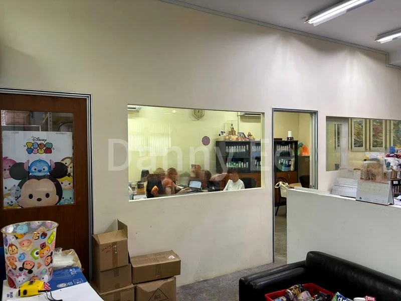 Light Industrial (B1) for Sale: The Splendour - Image 4