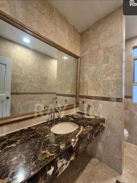 4 Bed Condo for Rent in  Leonie Condotel - Image 11