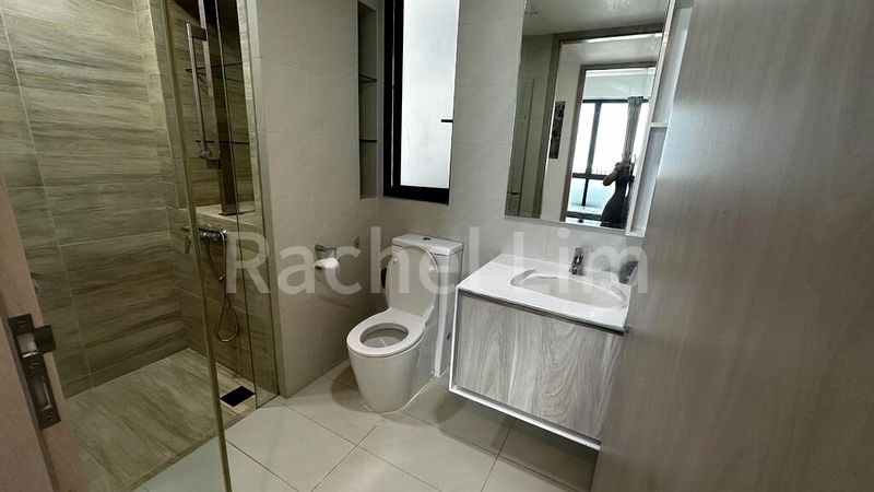 1 Bed Condo for Rent in J Gateway - Image 5