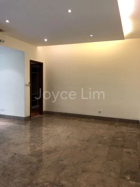 4+1 Bed Condo for Sale in  Palm Spring - Image 19