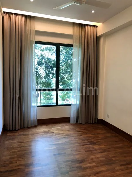 4+1 Bed Condo for Sale in  Palm Spring - Image 9