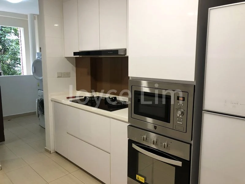 4+1 Bed Condo for Sale in  Palm Spring - Image 1