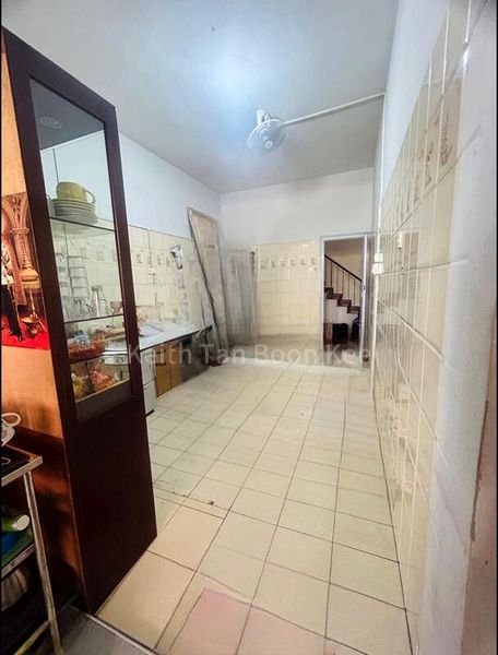 4 Bed Terraced House (Landed) for Sale in  Geylang East Grove - Image 11