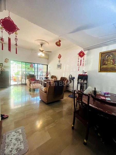 4 Bed Terraced House (Landed) for Sale in Geylang East Grove - Image 4