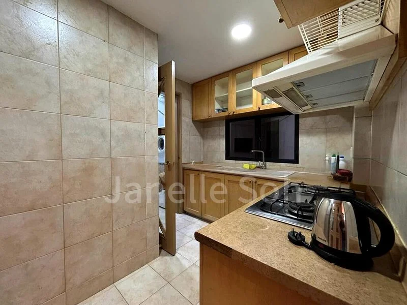 Room (Condo) for Rent in  Heritage View - Image 10