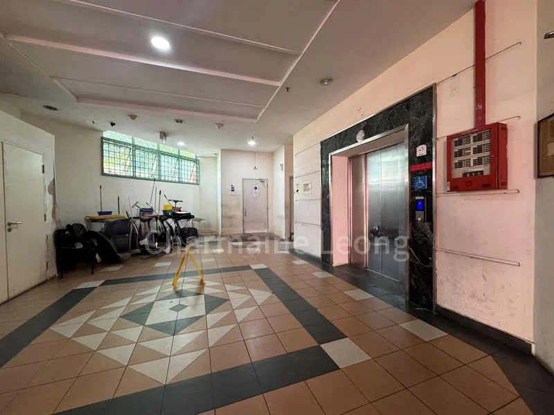 Shop / Shophouse for Rent: Hougang Green Shopping Mall - Image 5