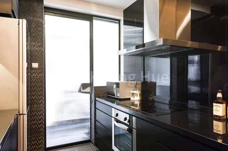 1 Bed Condo for Rent in  River Place - Image 7