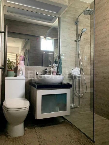 Executive HDB for Rent in  50 Teban Gardens Road - Image 13