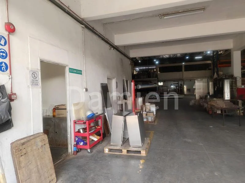 Factory / Workshop (B2) for Sale: Pioneer Workshop - Image 2