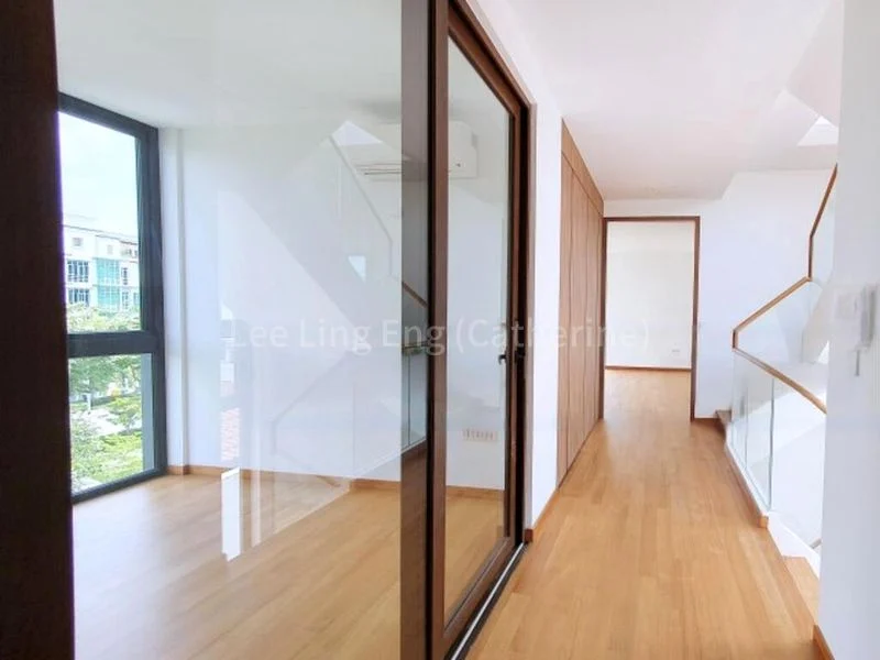 6 Bed Bungalow (Landed) for Sale in  Charlton Park - Image 16