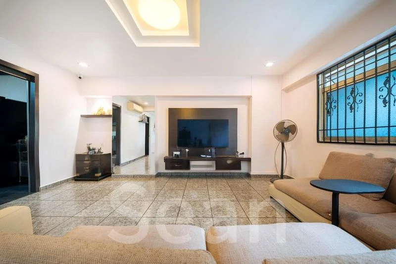 4 Room (4A) HDB for Sale in 19 Queen's Close - Image 12