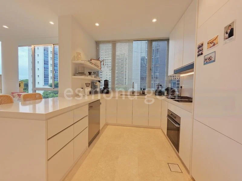 2 Bed Condo for Sale in  Suites @ Amber - Image 2