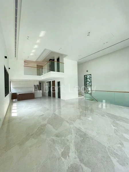 7 Bed Bungalow (Landed) for Sale in  Changi Road - Image 9
