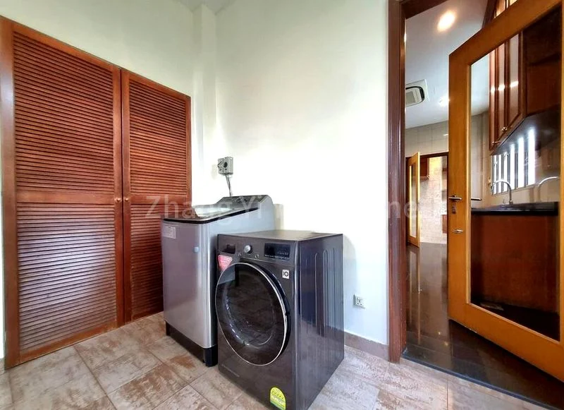 6 Bed Bungalow (Landed) for Rent in  Villas Holland - Image 9