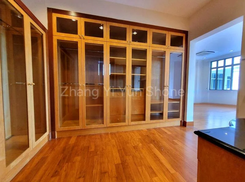 6 Bed Bungalow (Landed) for Rent in  Villas Holland - Image 5