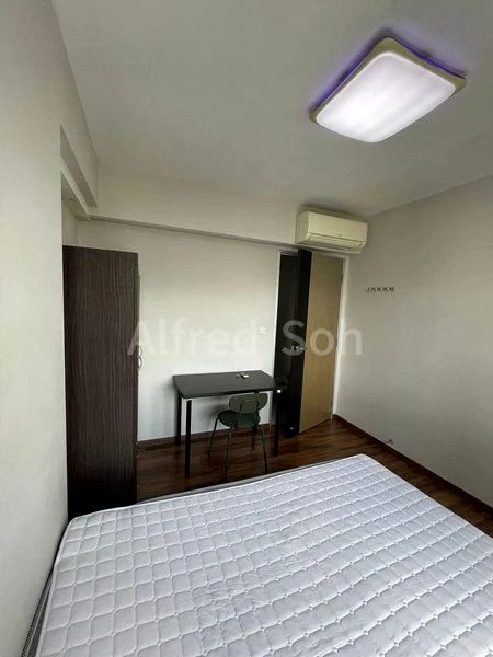Common Room (HDB) for Rent in  120B Edgedale Plains - Image 4
