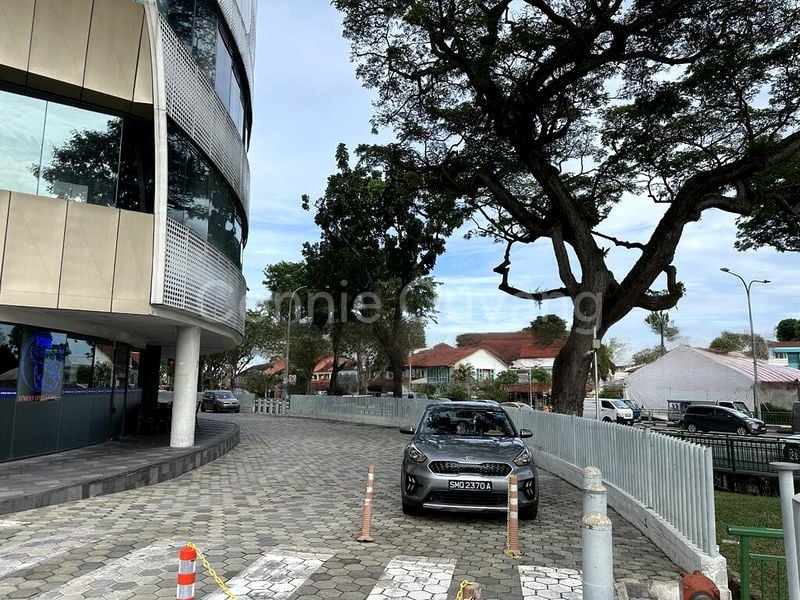 Food & Beverage for Sale: M2 Macpherson Mall - Image 2