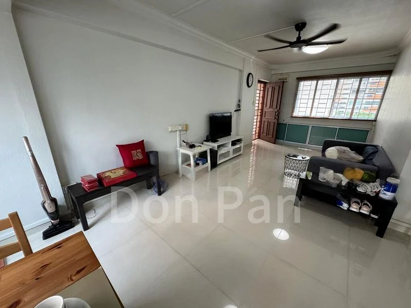 5 Room (5I) HDB for Rent in  705 Tampines Street 71 - Image 1