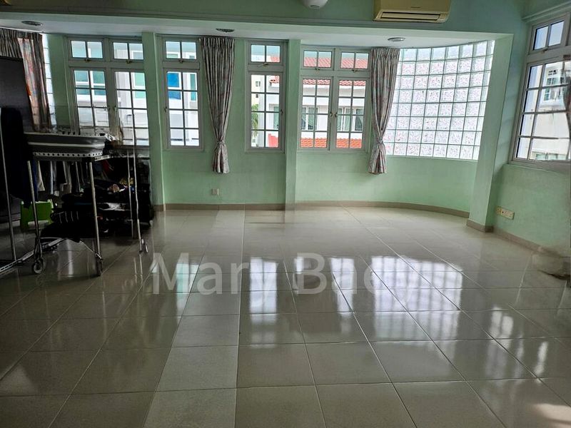 5 Bed Semi-Detached House (Landed) for Sale in  Keng Yee Garden - Image 8