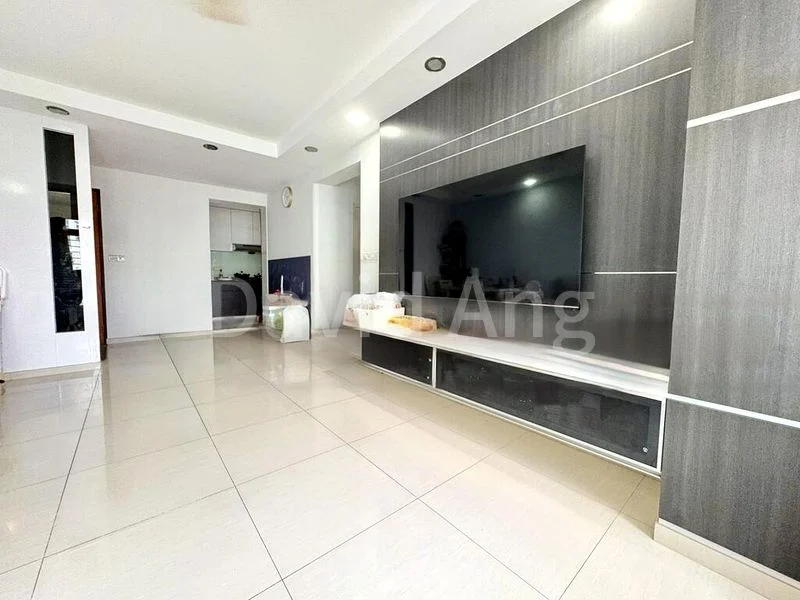 4 Room (4A) HDB for Sale in  211D Compassvale Lane - Image 2
