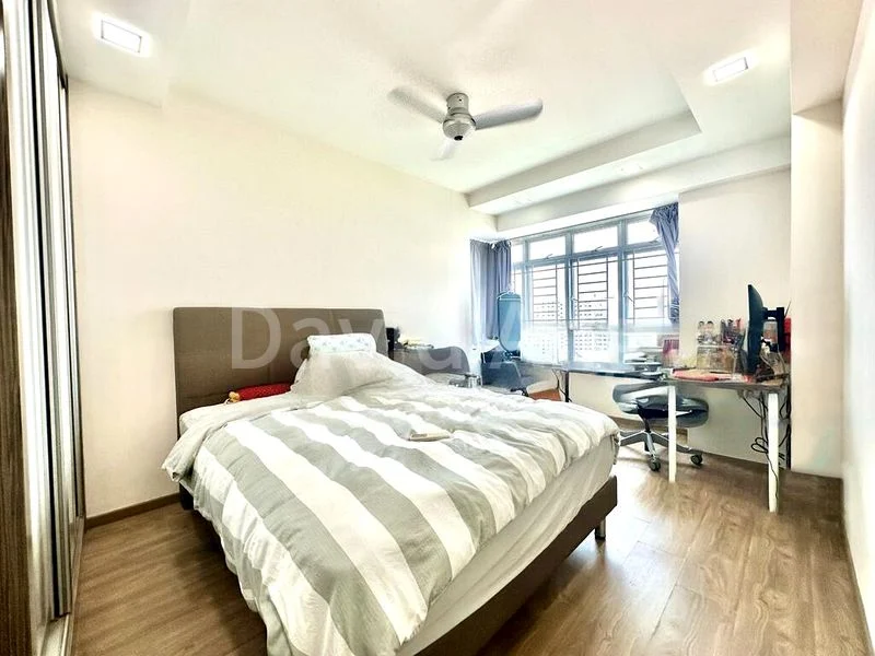 4 Room (4A) HDB for Sale in  211D Compassvale Lane - Image 9