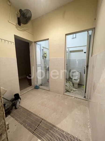 Shop / Shophouse for Rent in  Petain Road/Tyrwhitt Road Conservation Area - Image 4