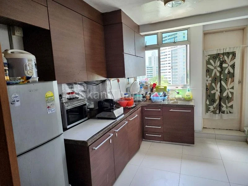3 Room (3I) HDB for Sale in  1 Lorong 7 Toa Payoh - Image 2