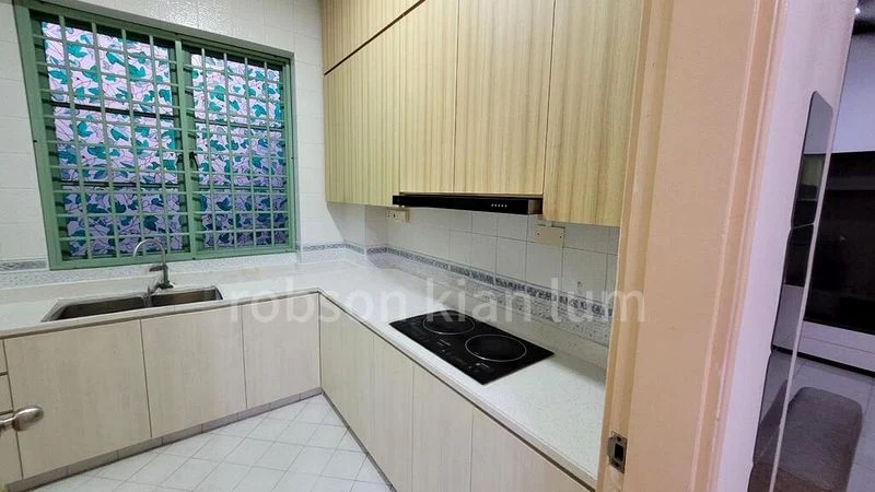 3 Bed Apartment (Condo) for Rent in  The Sunny Spring - Image 5