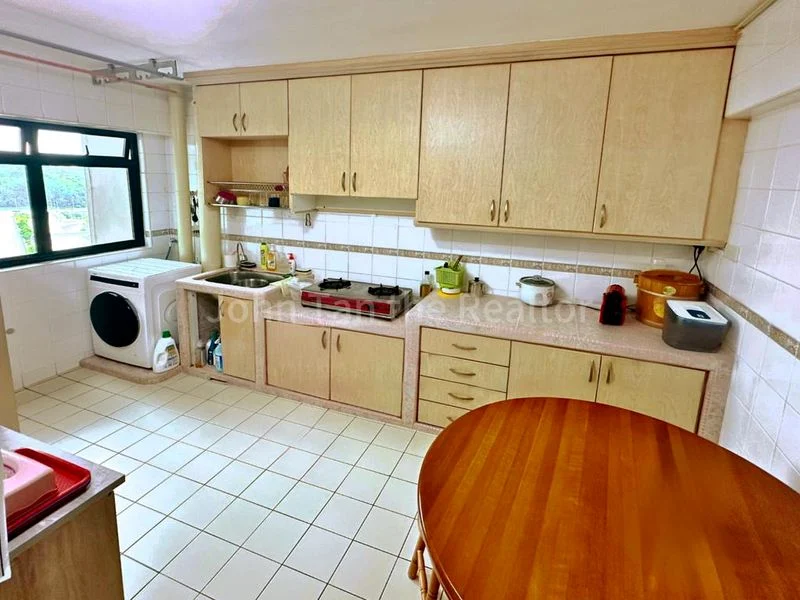 Premium HDB for Sale in  656 Senja Road - Image 4