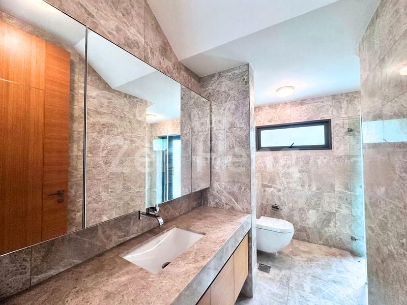 7 Bed Bungalow (Landed) for Sale in  Coral Island - Image 3