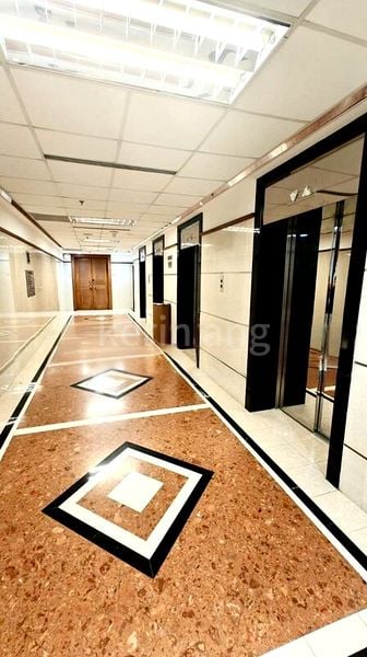 Office for Sale: Fortune Centre - Image 2