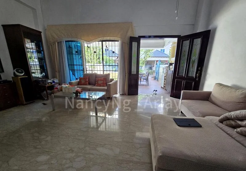 5 Bed Terraced House (Landed) for Sale in  Villa Verde - Image 2