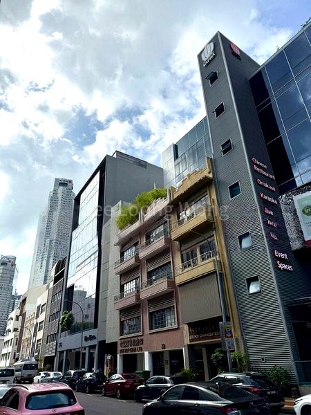 Shop / Shophouse for Rent: Carpenter Street Restaurant Cafe - Image 3