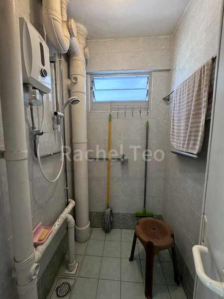 Room (HDB) for Rent in  19 Ghim Moh Road - Image 4