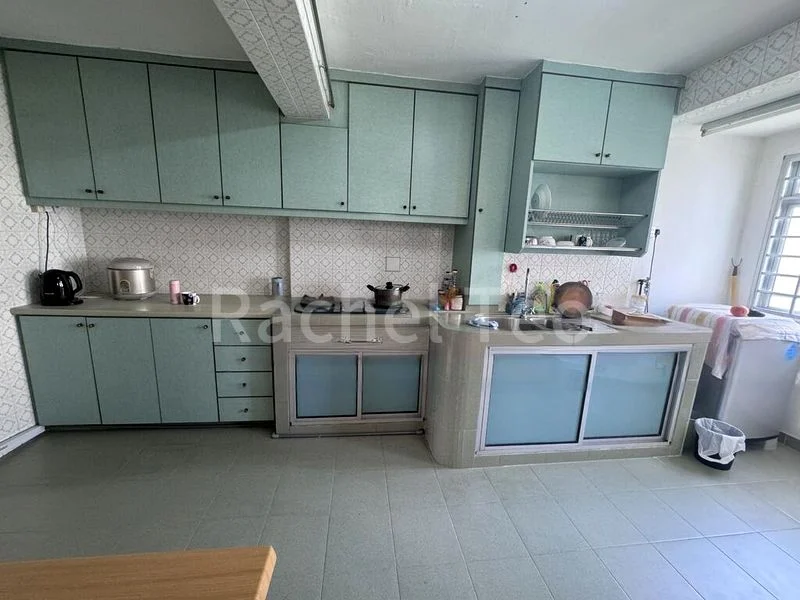 Room (HDB) for Rent in  19 Ghim Moh Road - Image 7