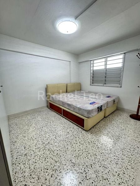 Room (HDB) for Rent in  19 Ghim Moh Road - Image 1