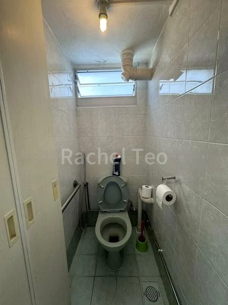 Room (HDB) for Rent in  19 Ghim Moh Road - Image 6