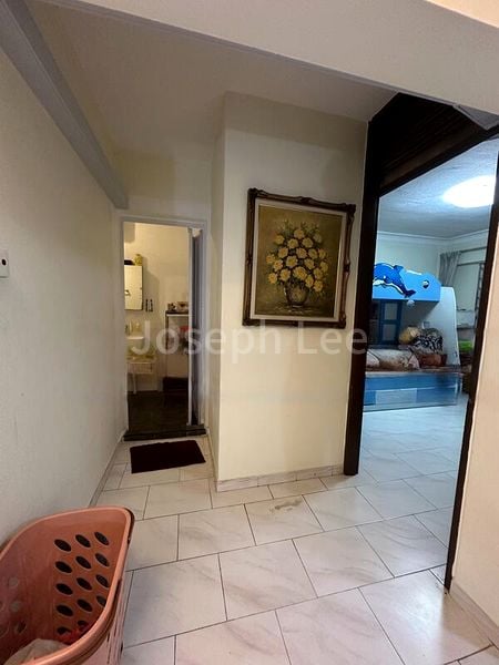 Maisonette HDB for Rent in  858 Tampines Avenue 5 - Image 8